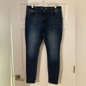 Old Navy Super Skinny Rockstar Jeans.  Size 14.